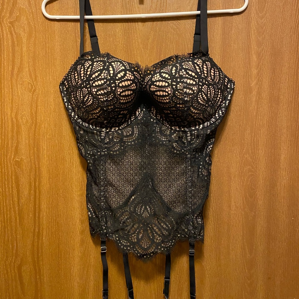 Victoria’s Secret Dream Angels Lace Garter Slip